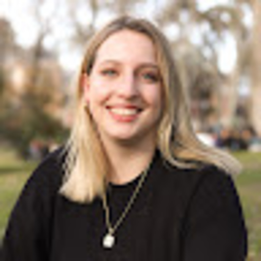 Meet your Posher, Hayley